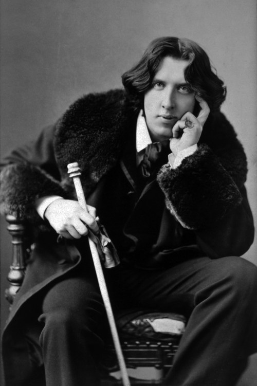 Oscar_Wilde_portrait[1]