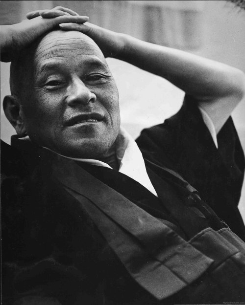 Photo-Of-Shunryu-Suzuki